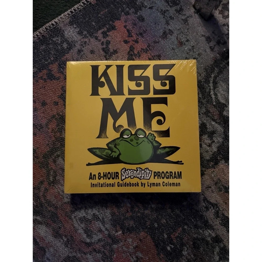 Kiss Me Serendipity Program Invitational Guidebook- Tablet Of 200 Questionnaires